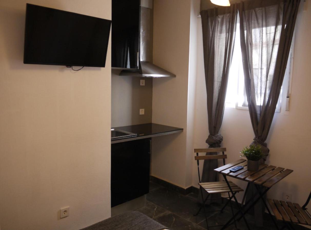 Cozy Rooms - Banera Hidromasaje บาเลนเซีย ภายนอก รูปภาพ